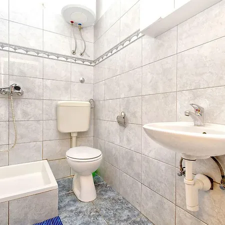 Apartment Tomislav *